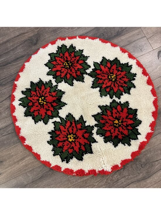 Bucilla Other - Finished Bucilla Latch Hook Hooked Tree Skirt Rug Poinsettia Christmas 39"W 1970